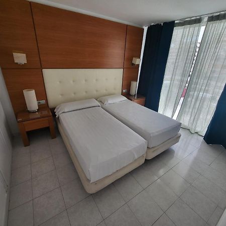 Cozy Apartment Near The Beach Плая-де-лас-Америкас Экстерьер фото